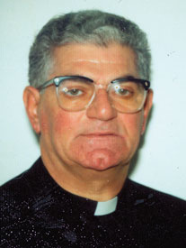 Padre Walter Verzeletti